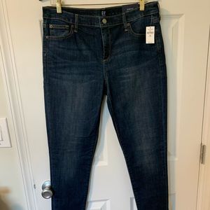 GAP Low Rise True Skinny Jeans